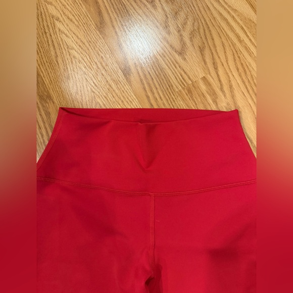 Alo High Waisted Airbrush Red 7/8 Leggings Size Small - Picture 6 of 9